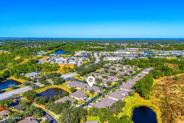 590 Wedge Court, Palm Bay, FL 32909