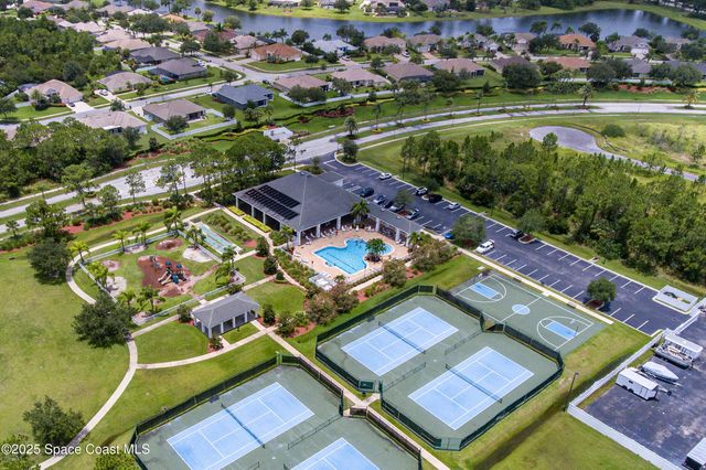 590 Wedge Court, Palm Bay, FL 32909
