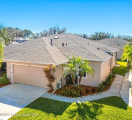 590 Wedge Court, Palm Bay, FL 32909