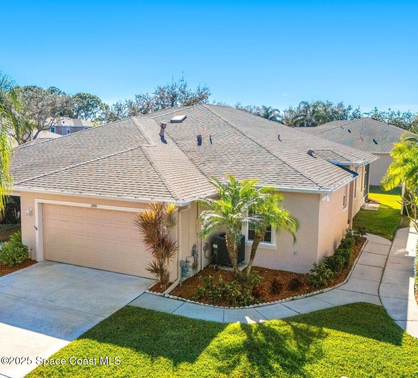 590 Wedge Court, Palm Bay, FL 32909