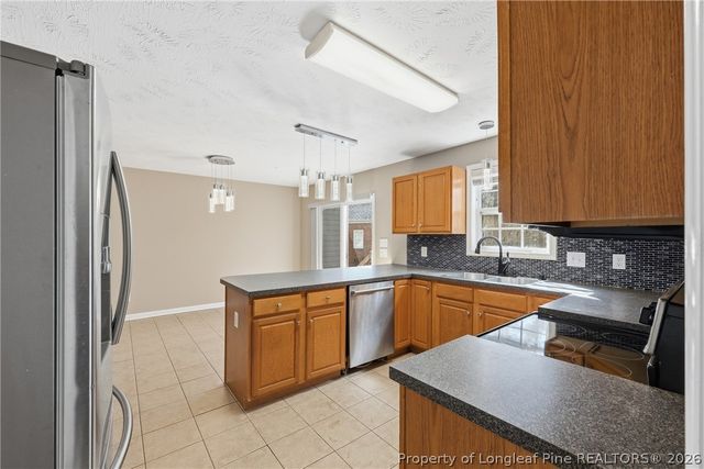 31 Starboard Tack, Sanford, NC 27332