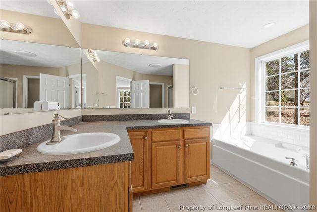 31 Starboard Tack, Sanford, NC 27332