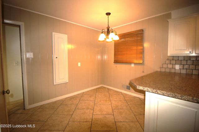 3707 38th Street, Lubbock, TX 79413