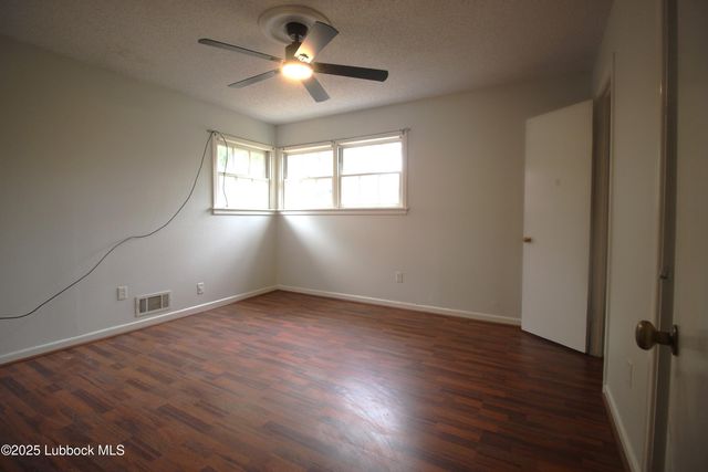 3707 38th Street, Lubbock, TX 79413