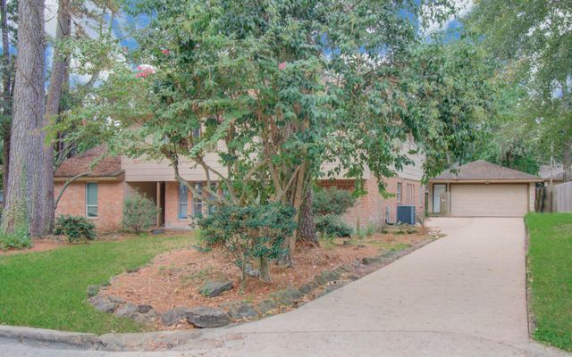 2114 Woodland Valley Drive, Houston, TX 77339