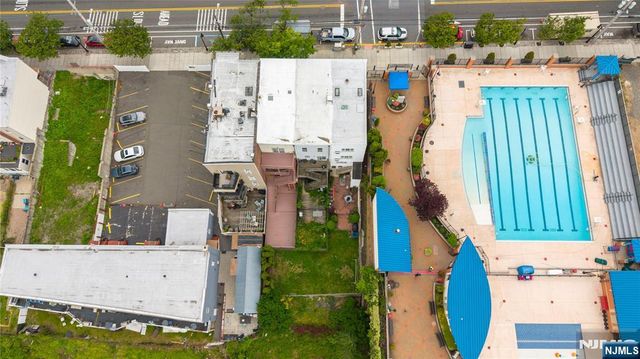 822 Palisade Avenue, Union City, NJ 07087