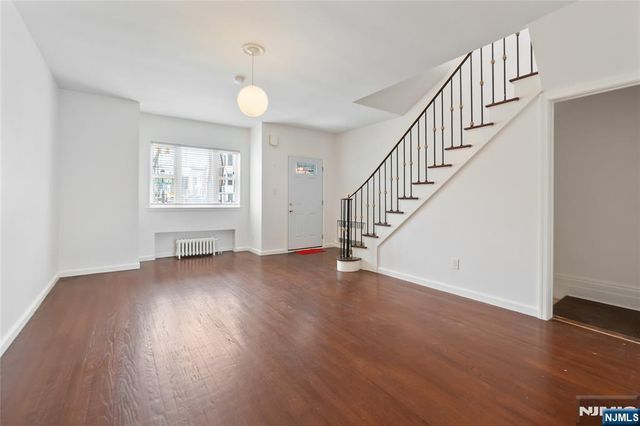 822 Palisade Avenue, Union City, NJ 07087