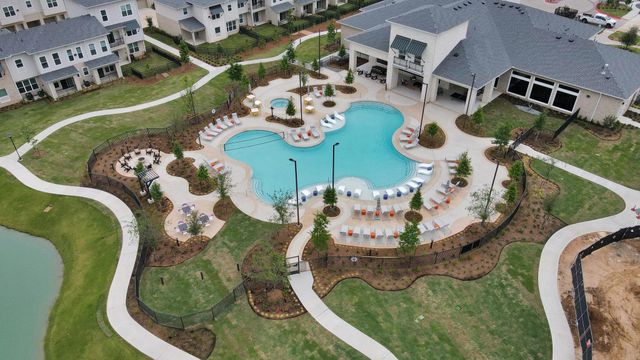 2002 Spring Stuebner 201, Spring, TX 77389