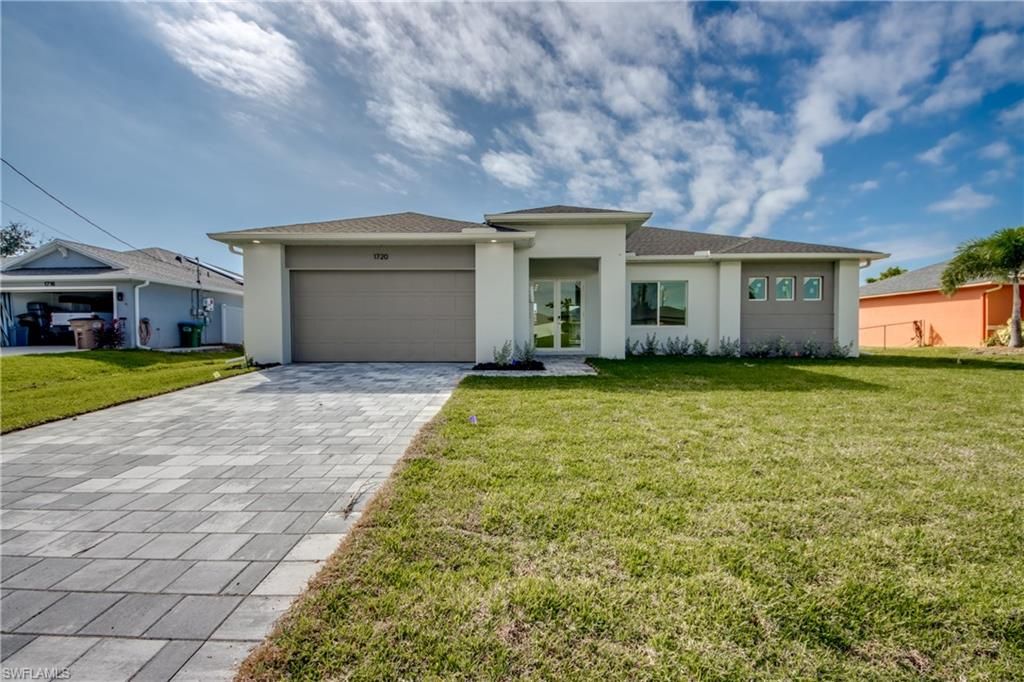 1720 SW 3rd ST, Cape Coral, FL 33991