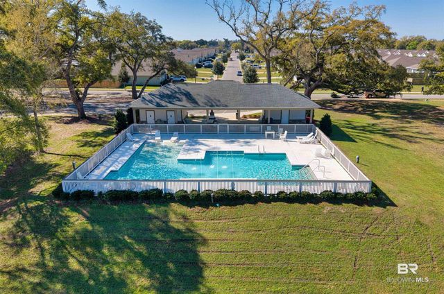 7047 Camp Street, Gulf Shores, AL 36542