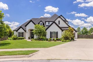 1200 Birkshire Circle, Cave Springs, AR 72718