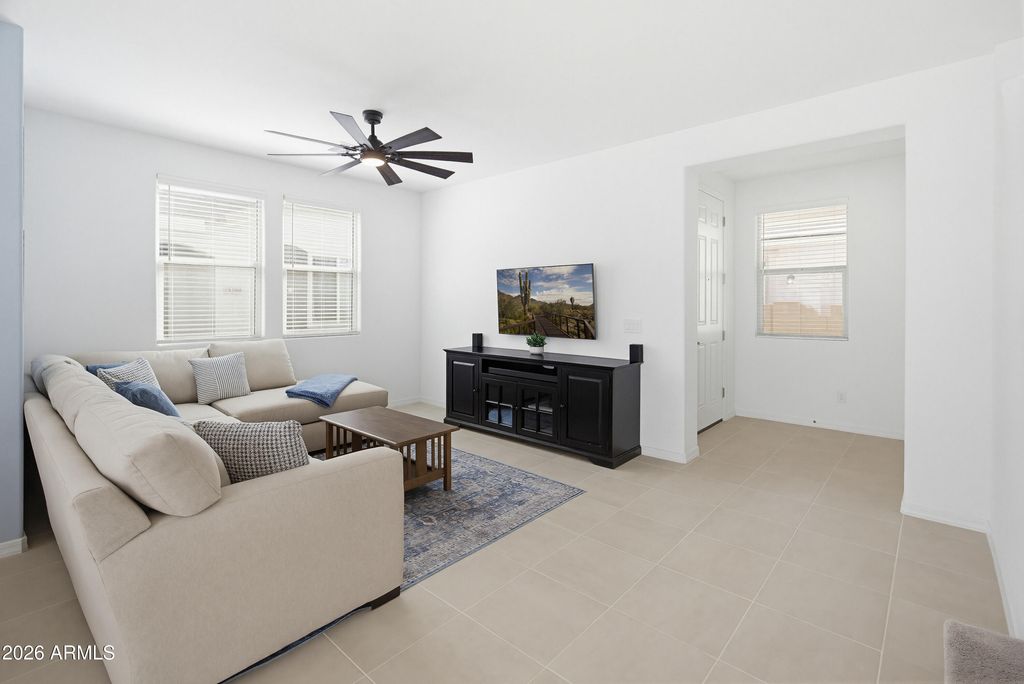 Image 4 of property listing at 25289 N 141ST Avenue, Surprise, AZ 85387