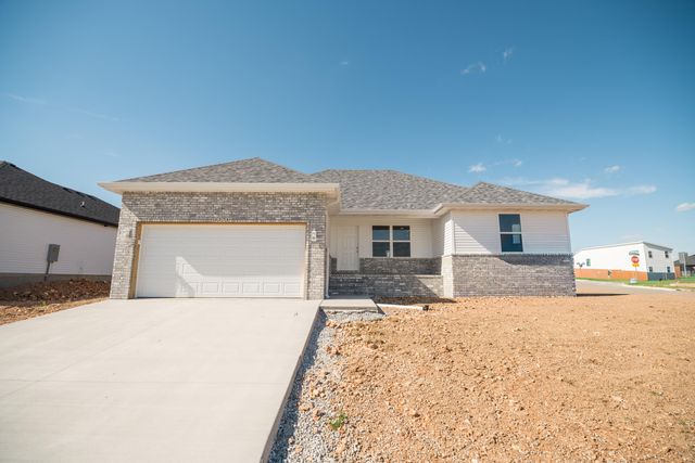 1371 E Macon Street, Republic, MO 65738