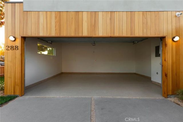288 E Bay Street, Costa Mesa, CA 92627