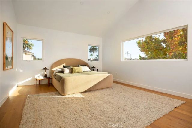 288 E Bay Street, Costa Mesa, CA 92627