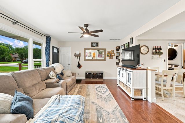 1212 Green Street, New Lenox, IL 60451