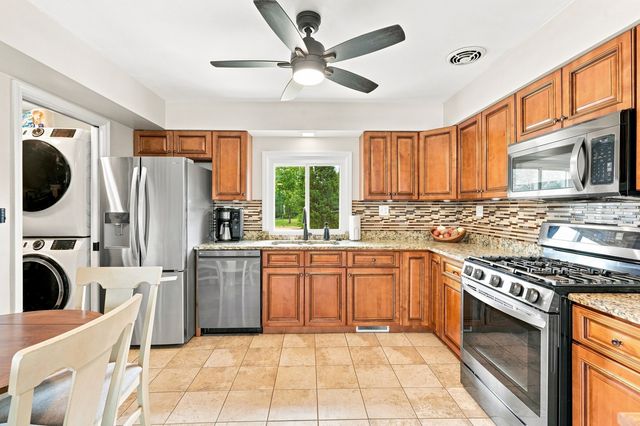 1212 Green Street, New Lenox, IL 60451