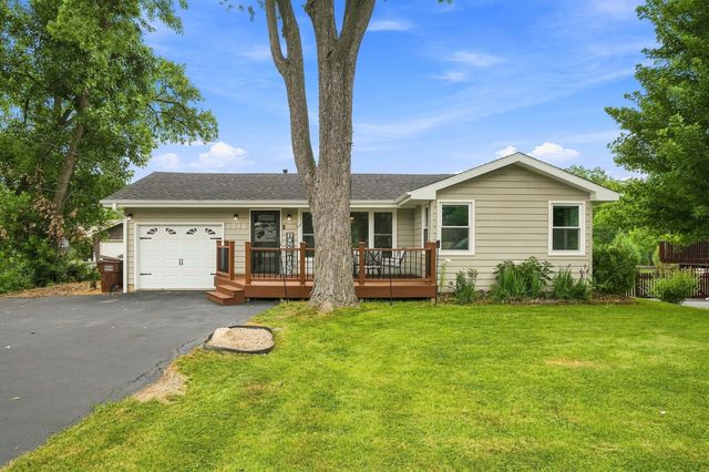 1212 Green Street, New Lenox, IL 60451