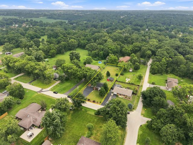1212 Green Street, New Lenox, IL 60451