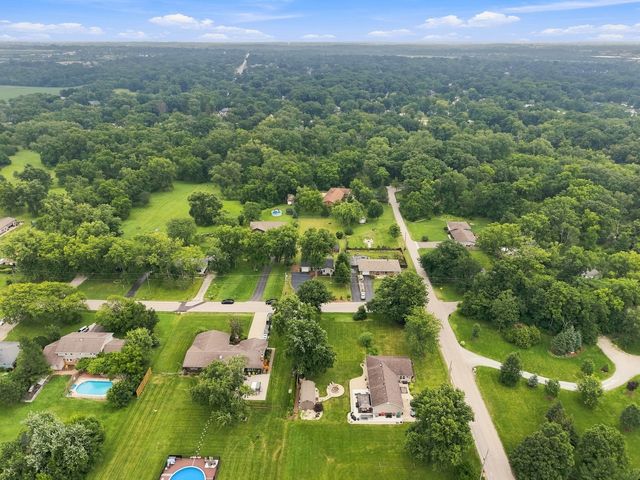 1212 Green Street, New Lenox, IL 60451