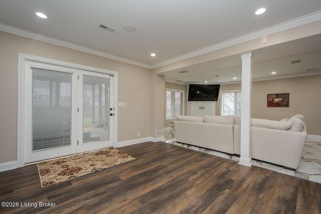 1209 Winterbranch Way, Louisville, KY 40245