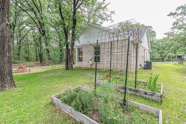 158 Cordoba Street, Payne Springs, TX 75156