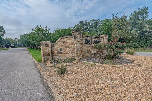 158 Cordoba Street, Payne Springs, TX 75156