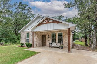 158 Cordoba Street, Payne Springs, TX 75156