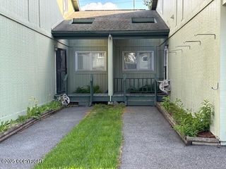 5800 Jennifer Circle, Anchorage, AK 99504