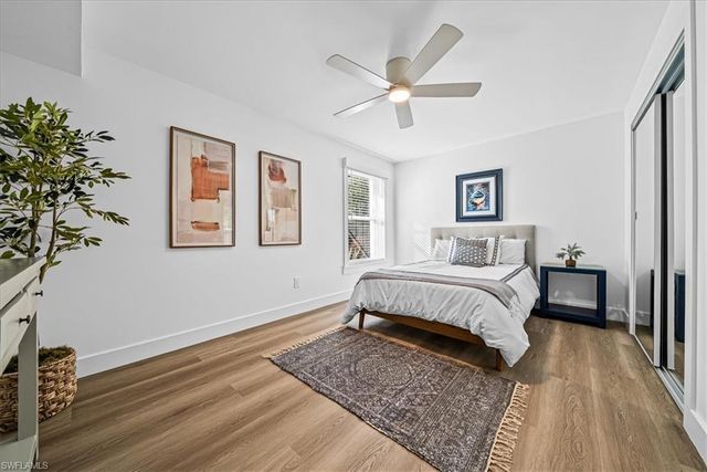 1910 Gulf Shore BLVD N # 107, Naples, FL 34102