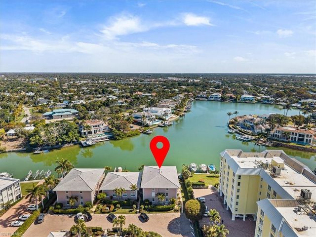 1910 Gulf Shore BLVD N # 107, Naples, FL 34102
