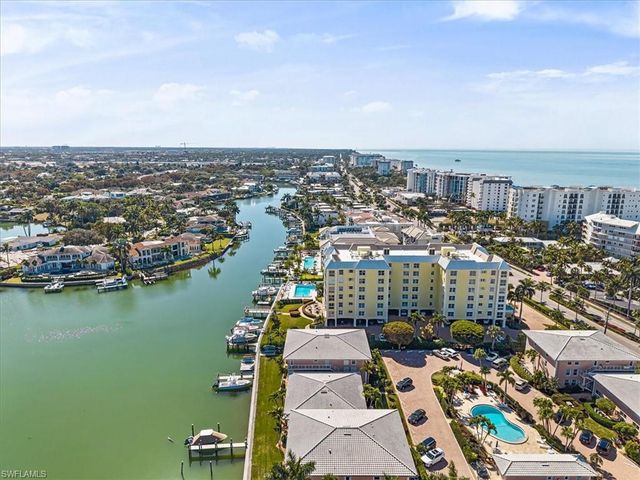 1910 Gulf Shore BLVD N # 107, Naples, FL 34102