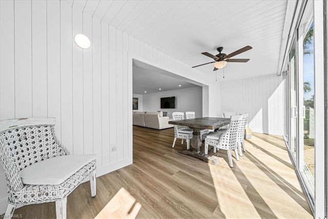 1910 Gulf Shore BLVD N # 107, Naples, FL 34102