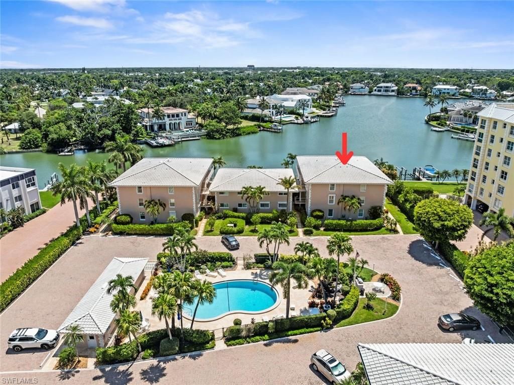 1910 Gulf Shore BLVD N 107, NAPLES, FL 34102 — photo 2