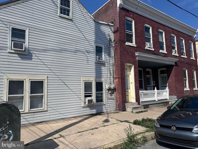 226 S THIRD ST S, Columbia, PA 17512