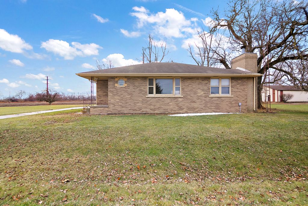 Image 16 of property listing at 1296 E Bourbonnais Parkway, Bourbonnais, IL 60914