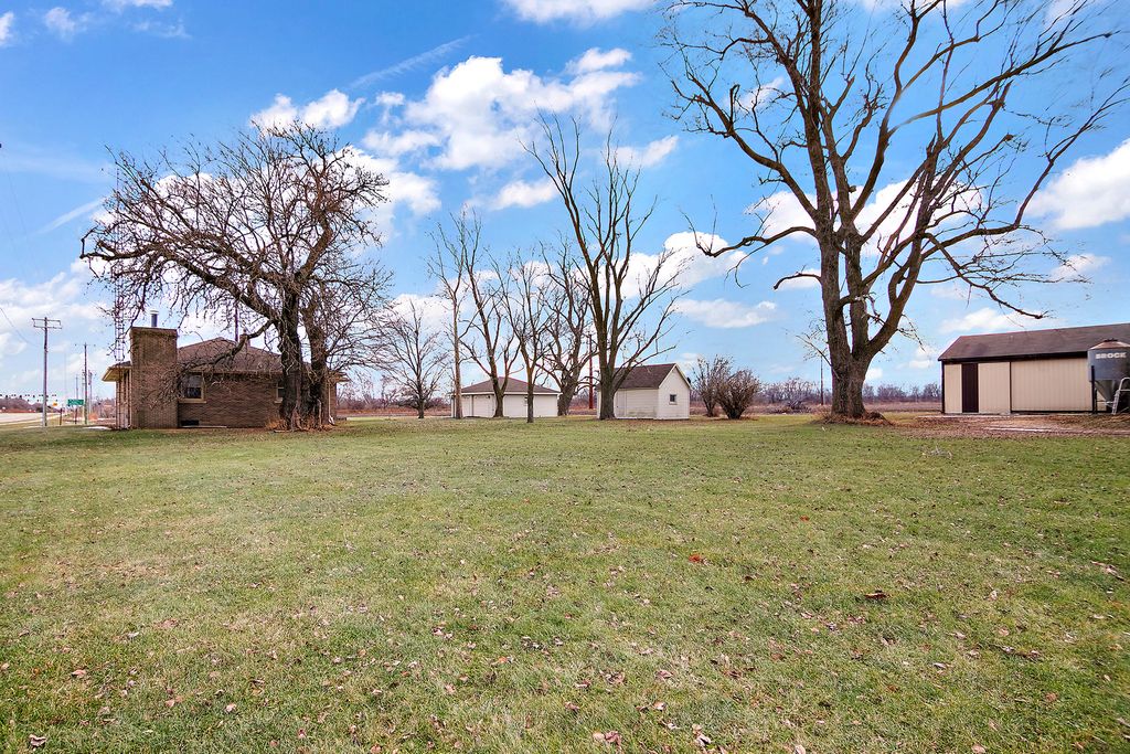 Image 17 of property listing at 1296 E Bourbonnais Parkway, Bourbonnais, IL 60914