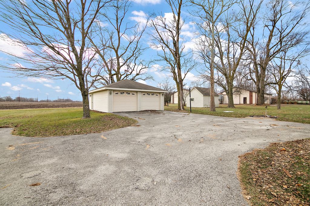 Image 21 of property listing at 1296 E Bourbonnais Parkway, Bourbonnais, IL 60914