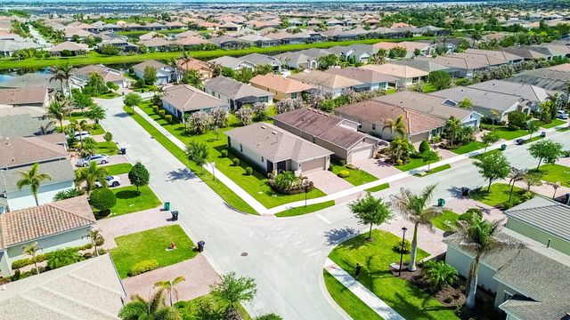 9792 SW Trumpet Tree Circle, Port St. Lucie, FL 34987