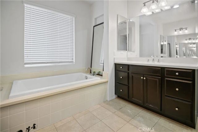 13289 Cadenza Dr, Eastvale, CA 92880