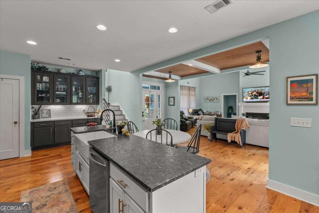 1233 Whooping Creek Road, Carrollton, GA 30116