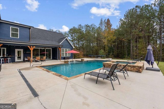 1233 Whooping Creek Road, Carrollton, GA 30116