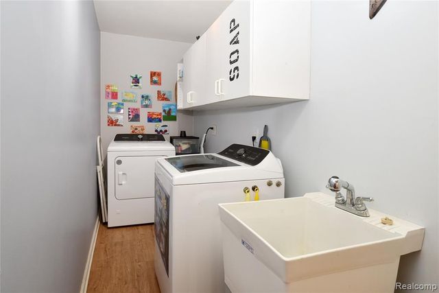 1635 Huntington Park A, Rochester Hills, MI 48309