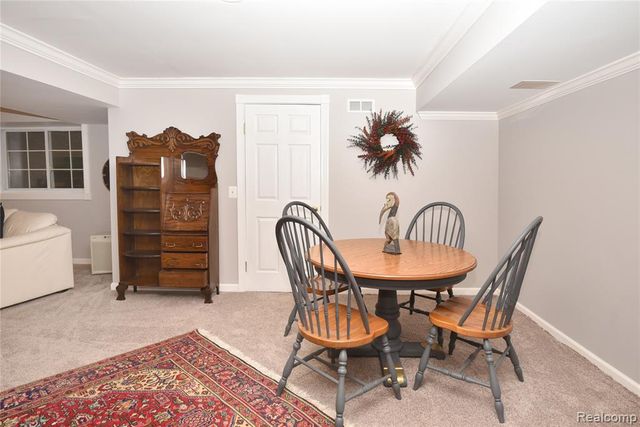1635 Huntington Park A, Rochester Hills, MI 48309