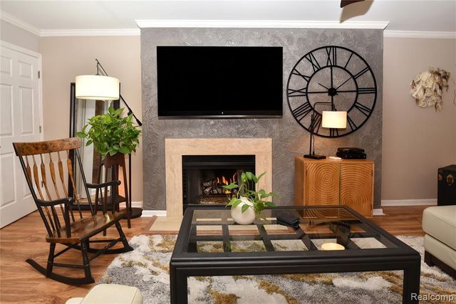 1635 Huntington Park A, Rochester Hills, MI 48309