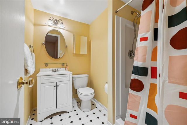 11705 HITCHING POST LN, Rockville, MD 20852