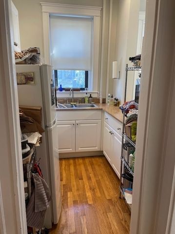 39 Glenville Ave 1, Boston, MA 02134