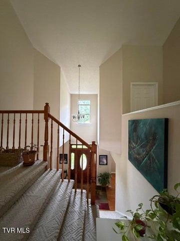 124 Douglas Lane, Bristol, TN 37620