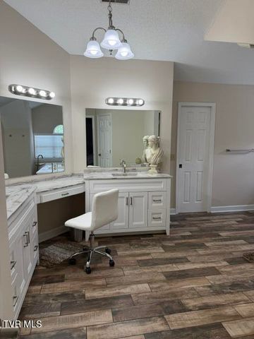 124 Douglas Lane, Bristol, TN 37620