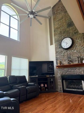 124 Douglas Lane, Bristol, TN 37620